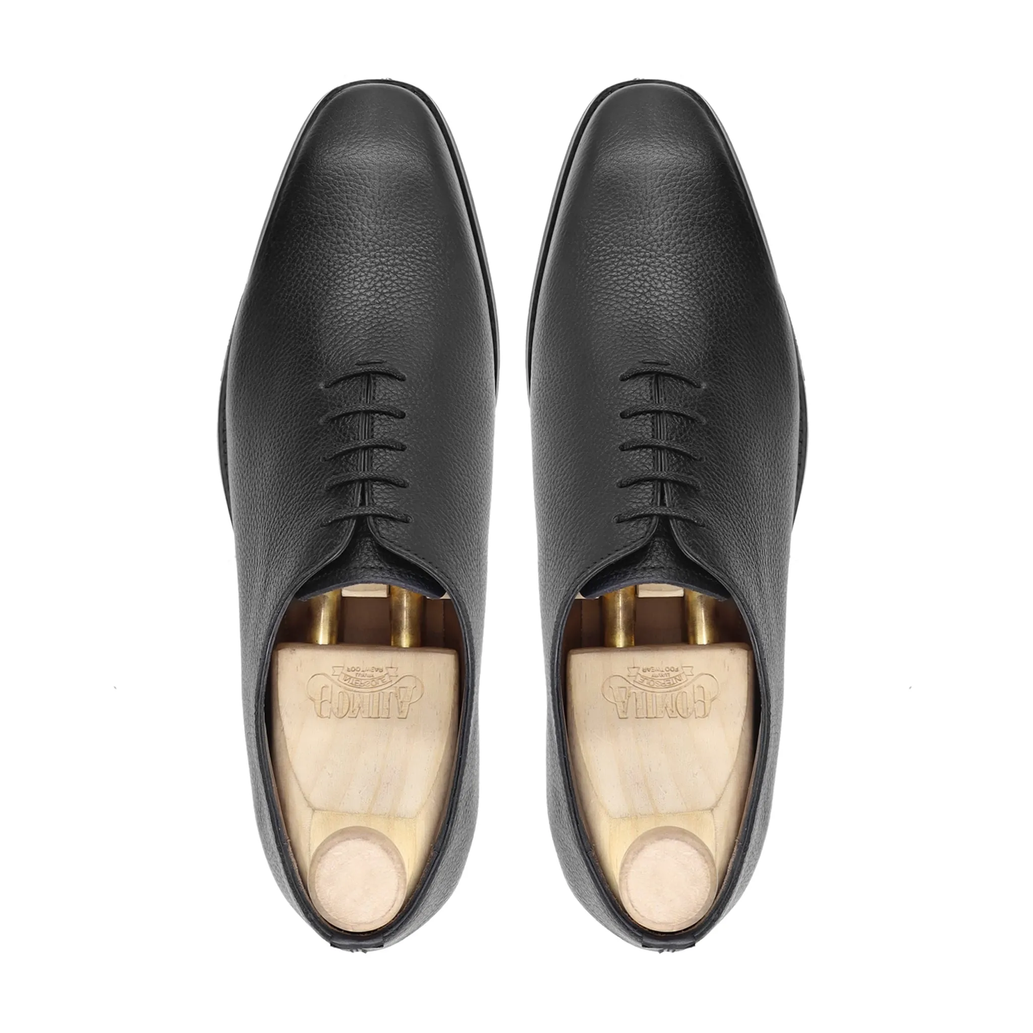 Tromso - Men's Black Pebble Grain Leather Wholecut Shoe