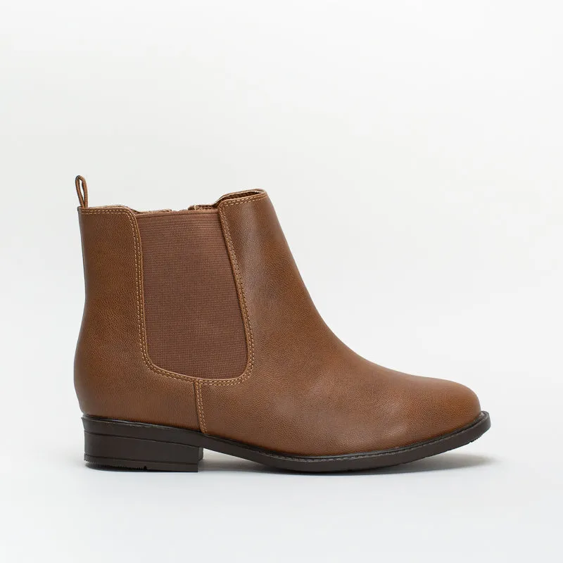 Unreal Women Classic Chelsea Boot _ 146846