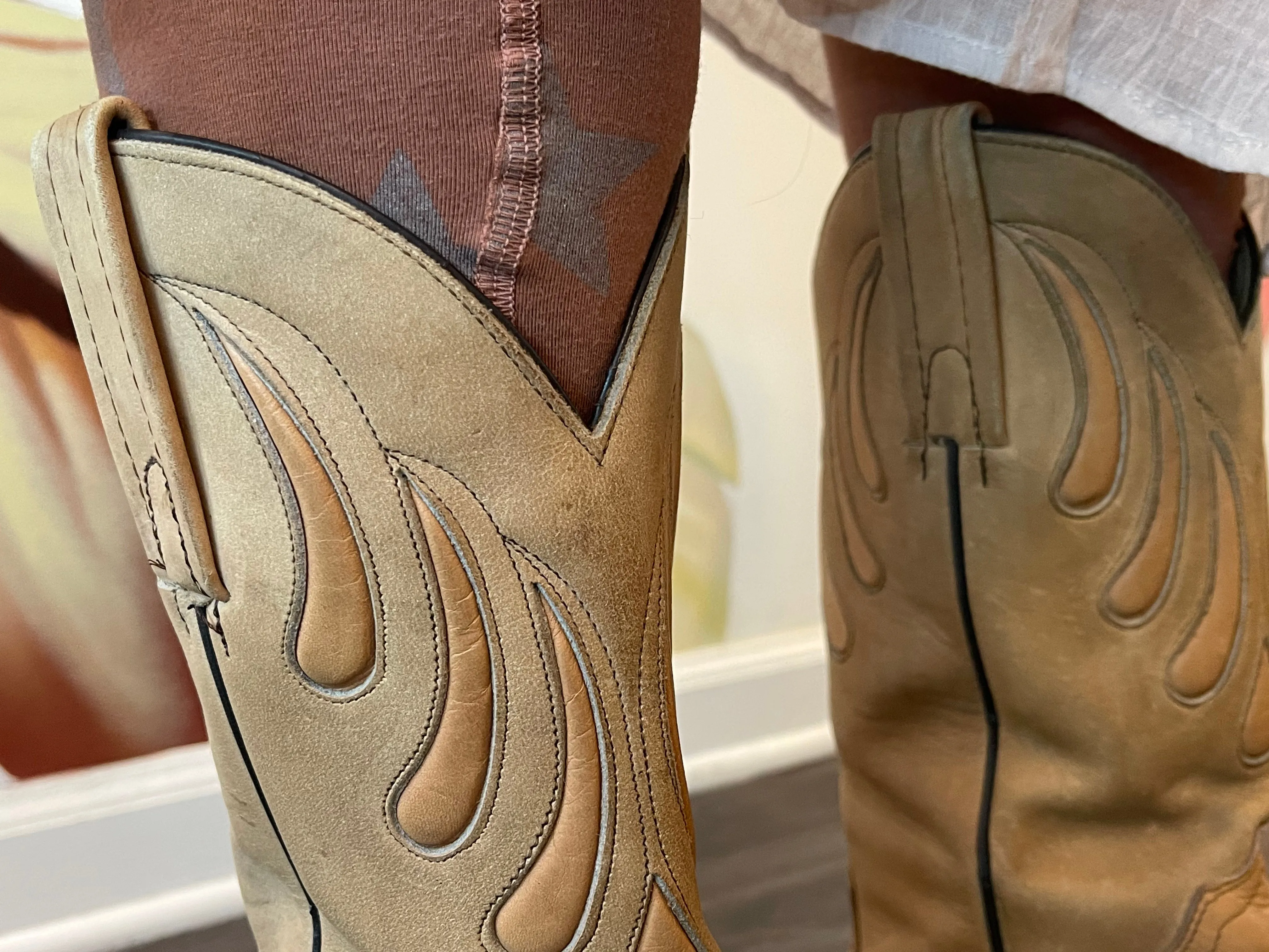 Vintage Frye Natural Stacked Heel Cowboy Boot - 1980's