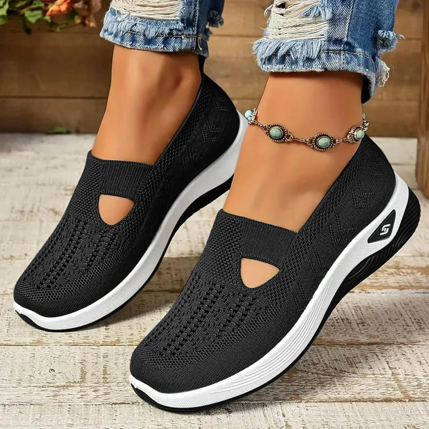 Walking Shoes Women Comfort Breathable Walking Shoes Slip on Trainers Casual Athletic Shoes with Thick Bottom