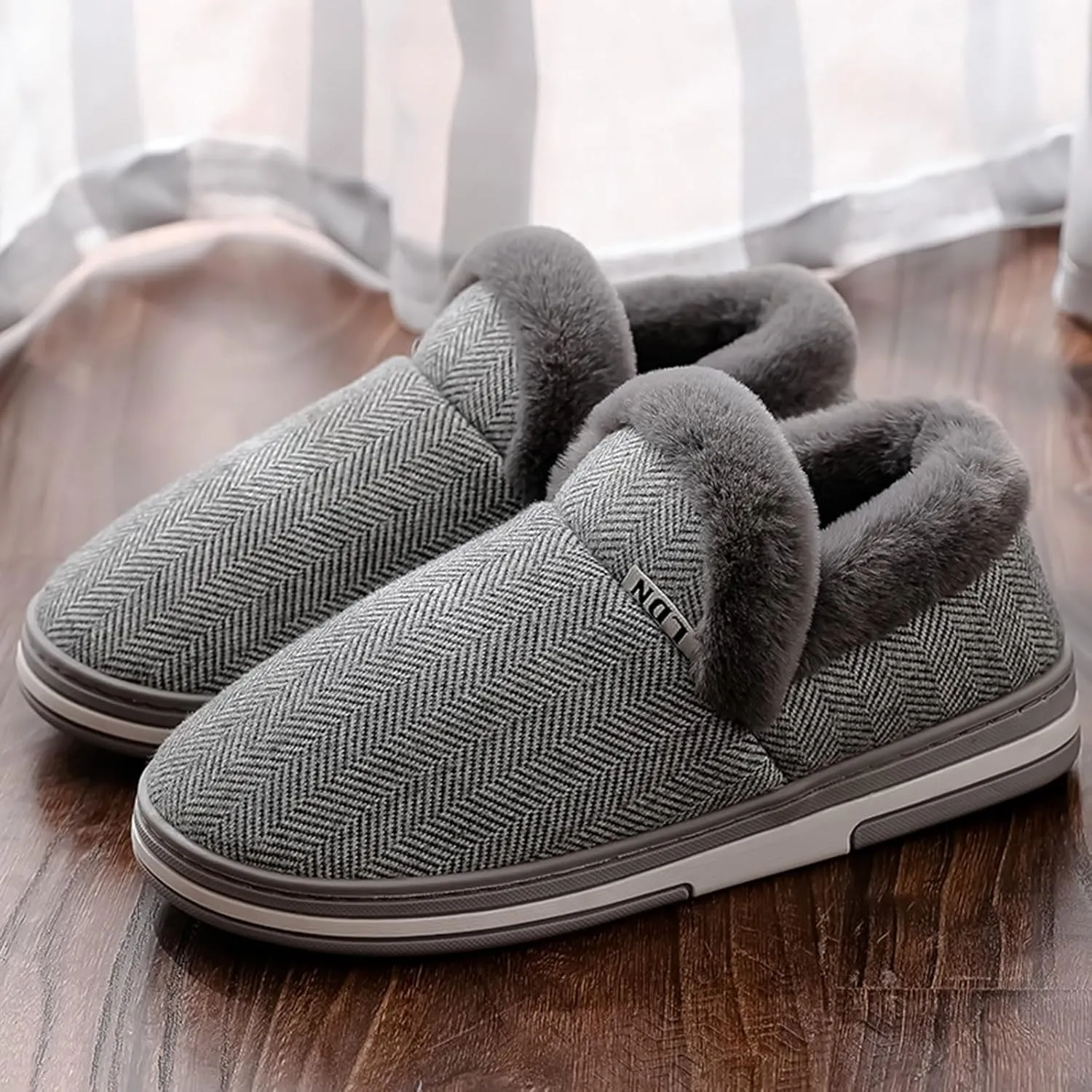 Women Platform Plush Slippers Fall Winter Thicken Warm Bedroom Non Slip Slippers Fleece Lined House Shoes