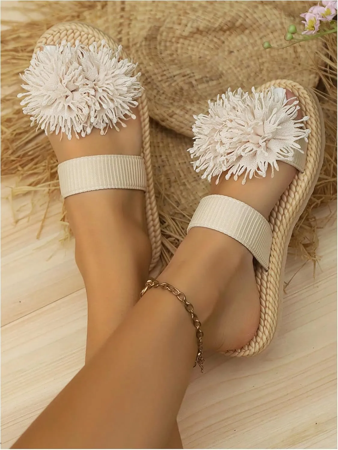 Women's 3D Floral Open Toe Slippers Comfy Flat Sandals Lightweight Slip Ons
