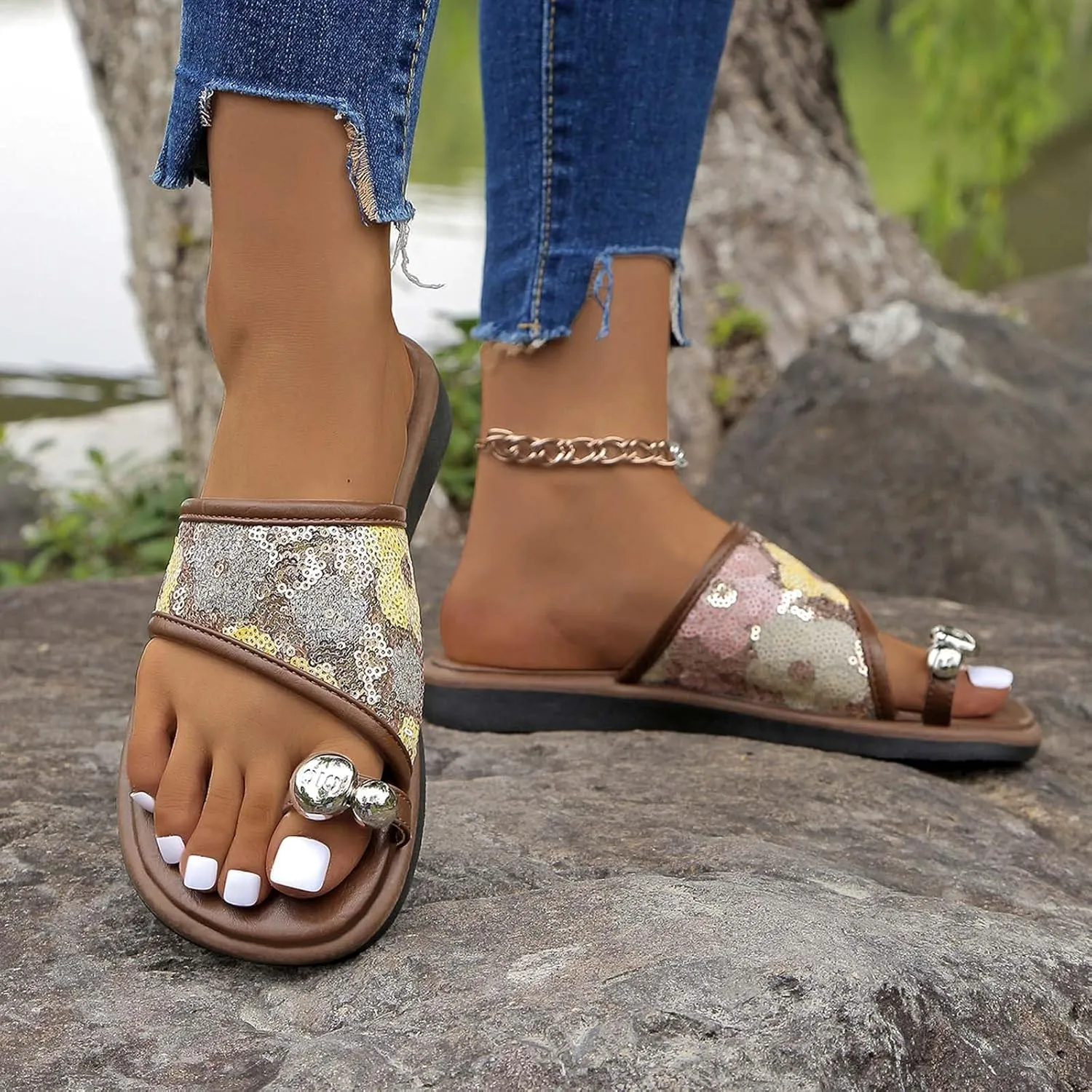 Women's Fashion Rhinestones Slides Cute Dressy Summer Sandals Sparkling Strappy Thong Flats Slip ons with Toe Ring