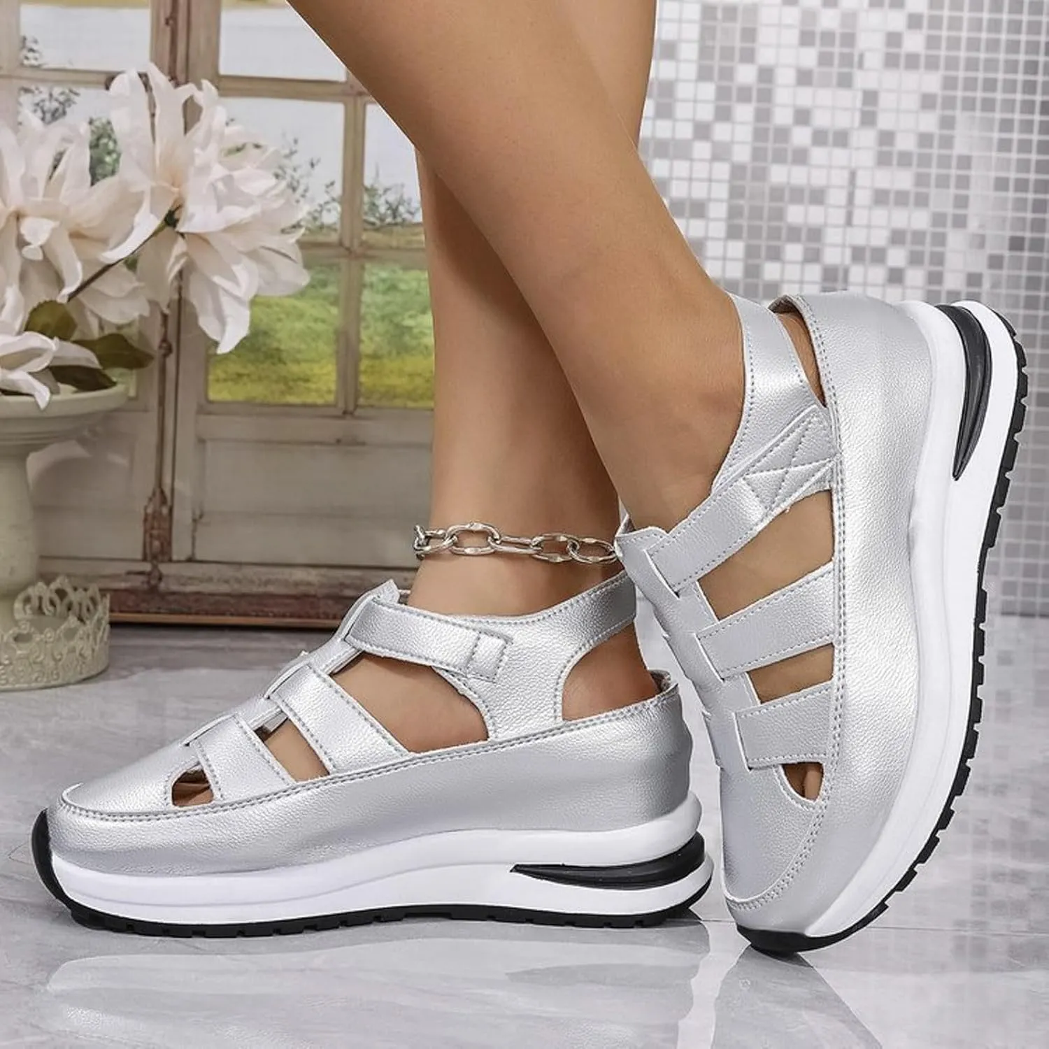 Women's Hook and Loop Hollow Thick Soled Sneakers with Toe Cap Solid Color Outer Wear Womens Business Casual Shoes